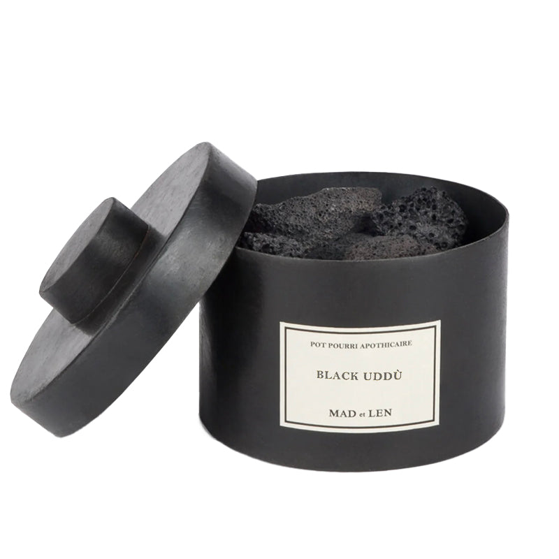 Black Uddu- Lava Apothicaire Pot Pourri | Mad et Len | AEDES.COM