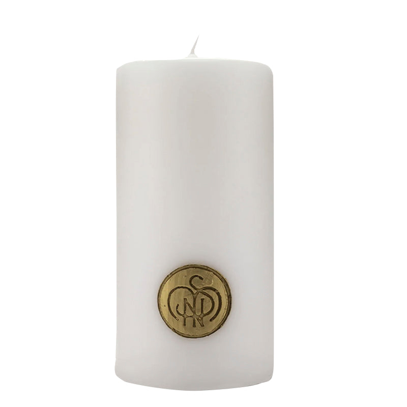 Fresia - Scented Pillar Candle