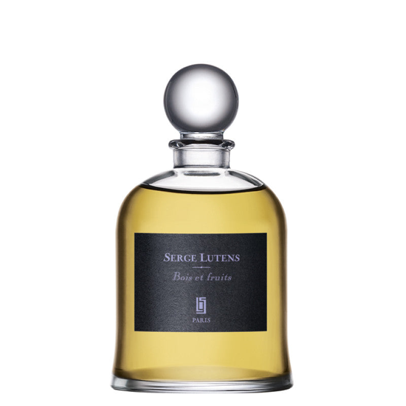 Bois et Fruit | Serge Lutens Palais Royal Collection | Aedes.com